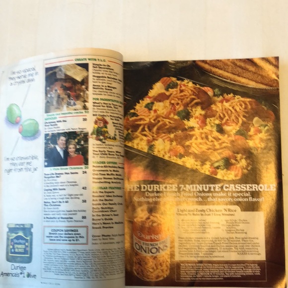 Family Circle-December 2, 1986 - Vintage Holiday Magazine - 184 pages - #229 - Picture 4 of 12